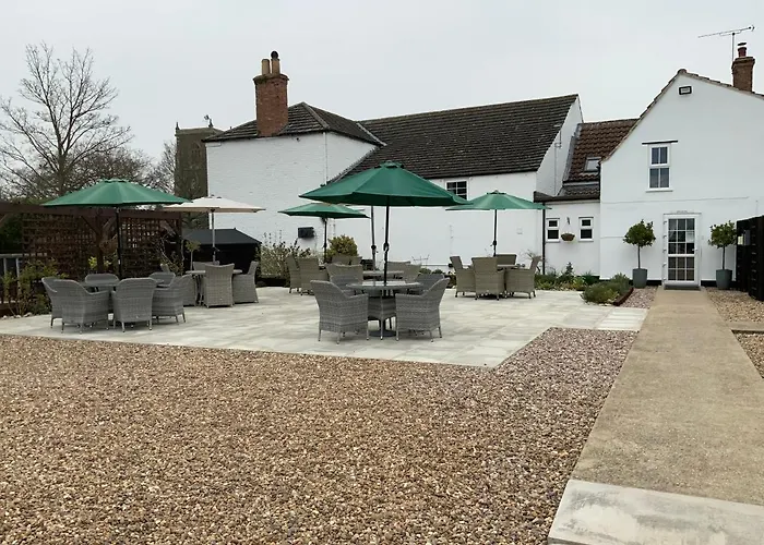 The Red Lion Inn Partney