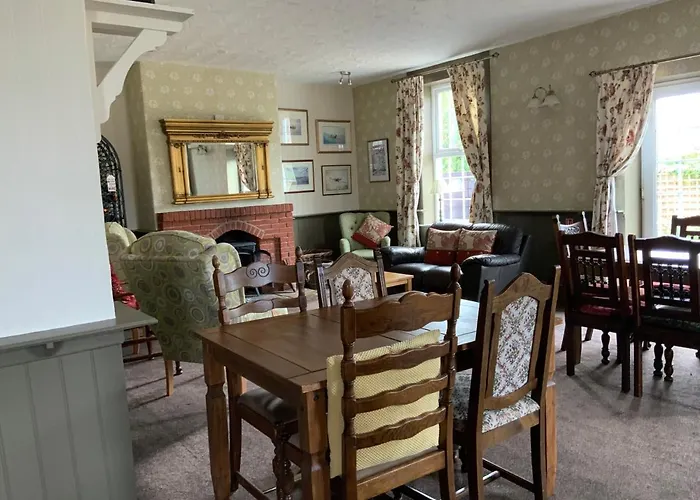 The Red Lion Inn Partney
