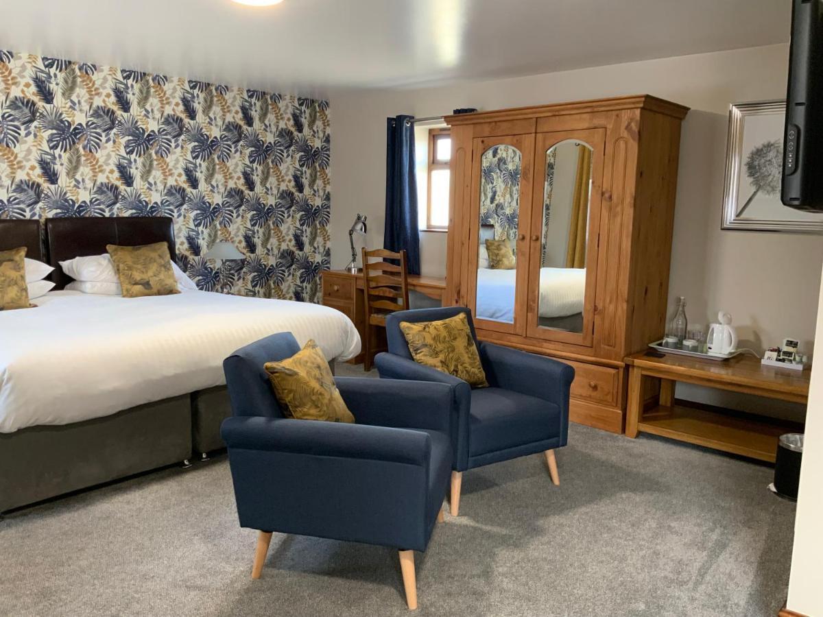The Red Lion Partney 4*